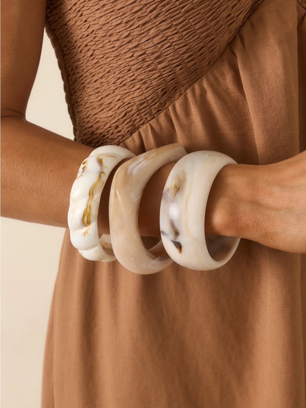 Set of 3 Marbled Cream Resin Bangle Bracelets